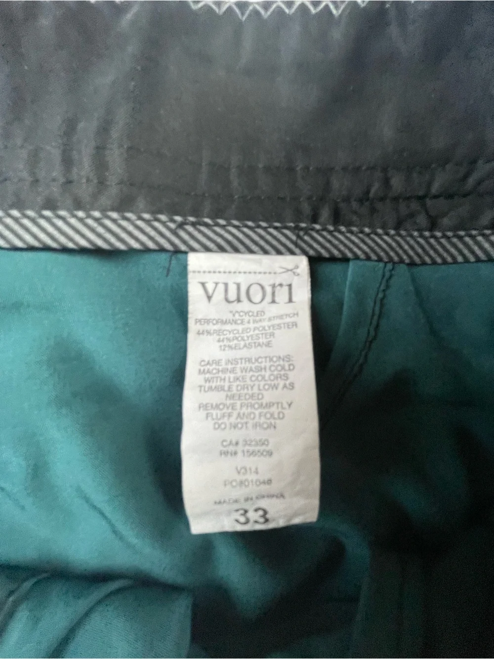 Vuori brushprint black